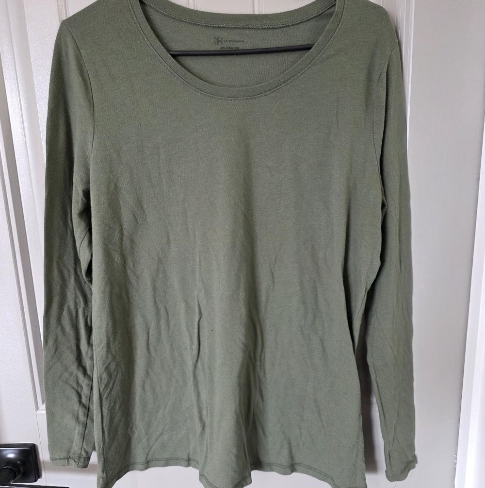 No Boundaries Womans 2xl Solid Greem Long Sleeve Shirt Casual